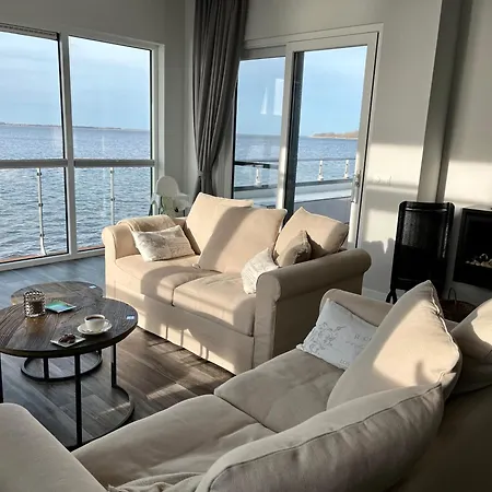 펜션 Hausboot Floating Haus Ankerplatz 7 In *